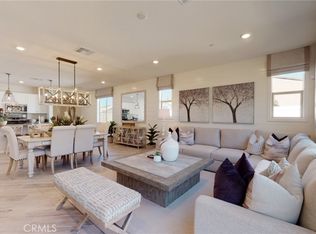 30602 Bella Grove Cir, Homeland, CA 92548