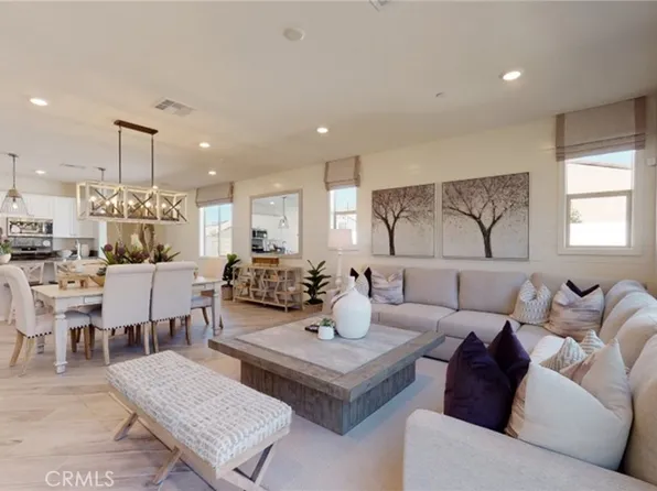 30602 Bella Grove Cir, Homeland, CA 92548