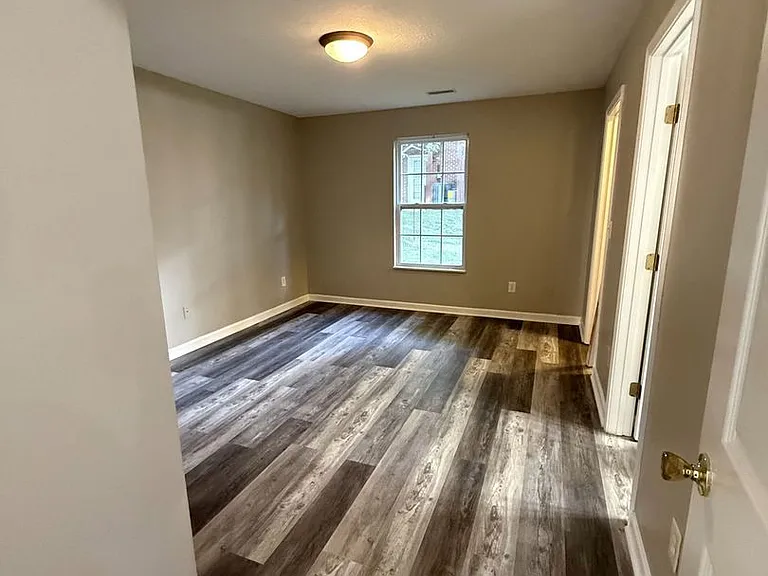 4825 Poplar Crest Way — Photo 9