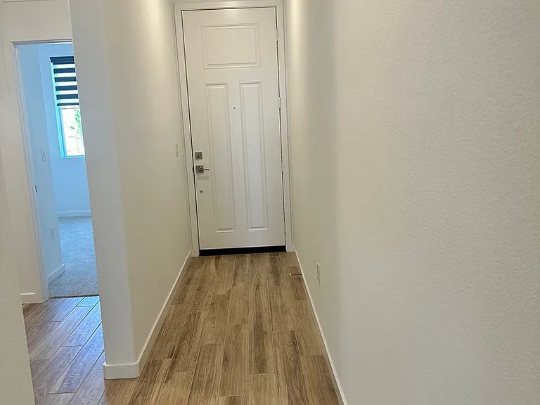 27133 Marimba Ct — Photo 10