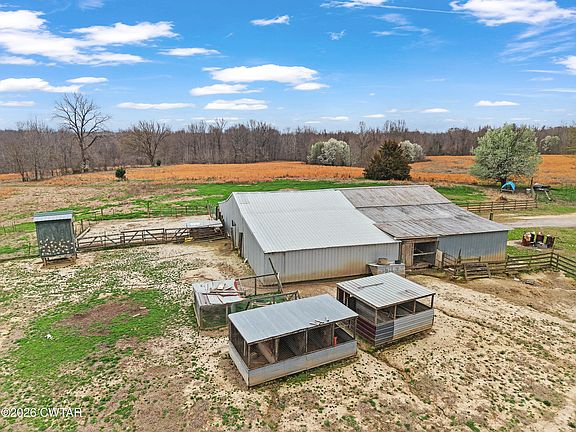 5th image of 710 Porters Gap Rd