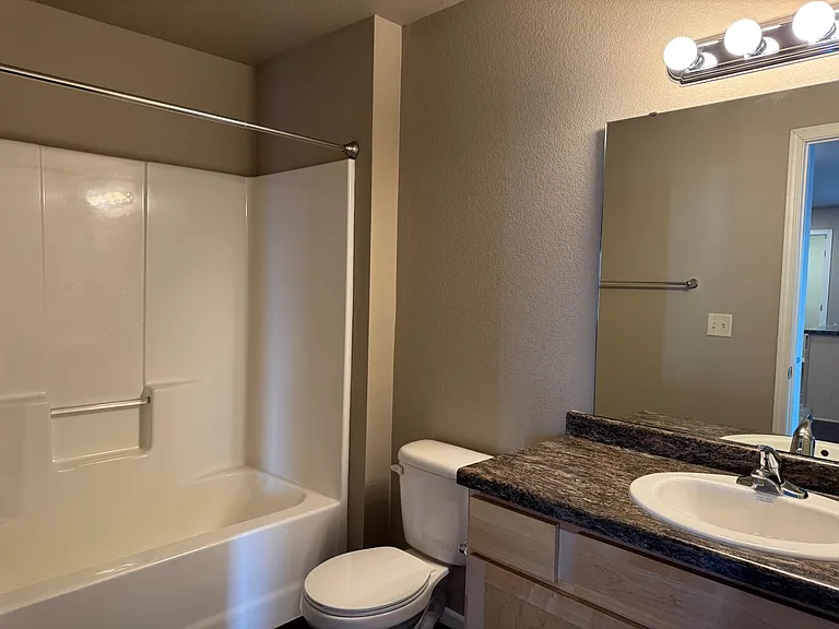 Aspen Trail Apartments — Photo 130