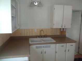 348 E Main St, Hawkeye, IA 52147