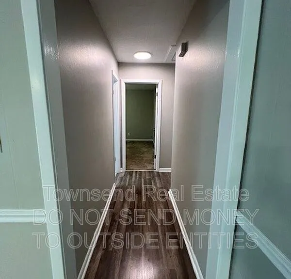 1017 Xavier Dr — Photo 8