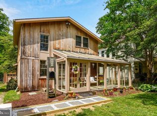 6652 High St, Falls Church, VA 22046