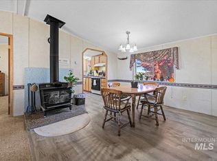 1762 E Canal Rd, Fruitland, ID 83619