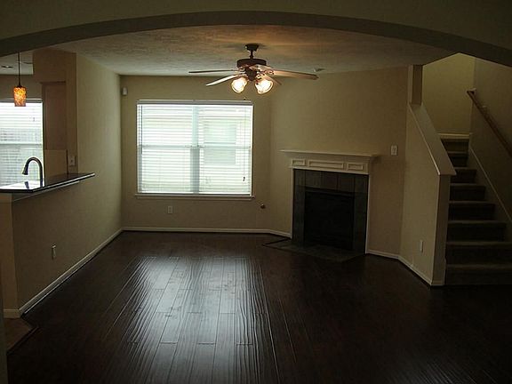 3rd image of 18903 Larkspur Hills Dr