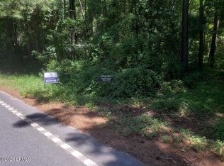 Clarendon Rd, Beaufort, SC 29906