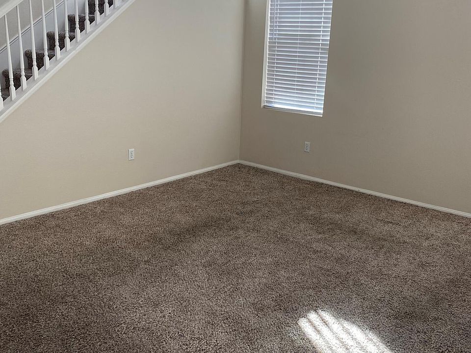 1st image of 80427 Ullswater Dr