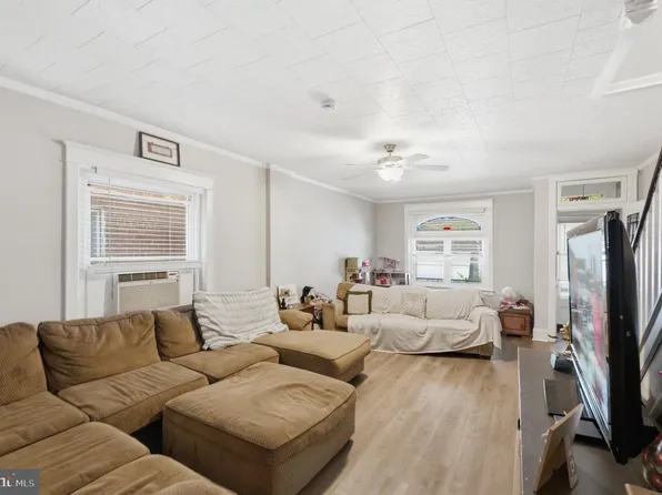 171 N York St, Pottstown, PA 19464