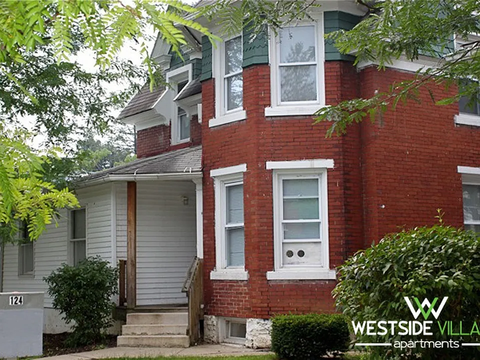 122 N Gill St