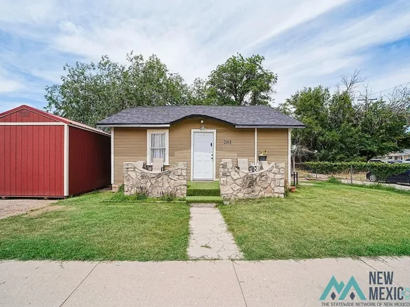 203 S Mesa St, Carlsbad, NM 88220