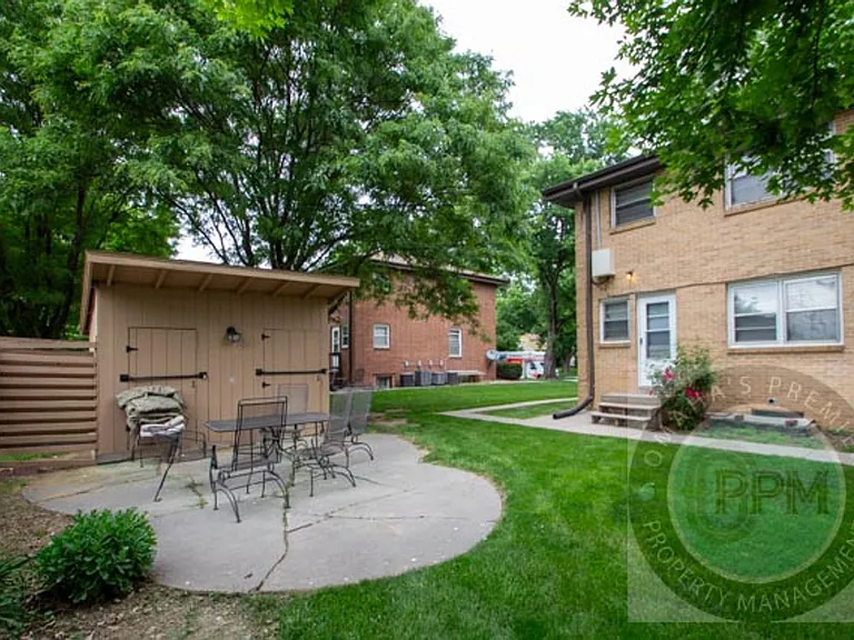 3526 S 82nd St — Photo 10