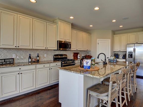 3rd image of 581 Goodman Dr Lot 54