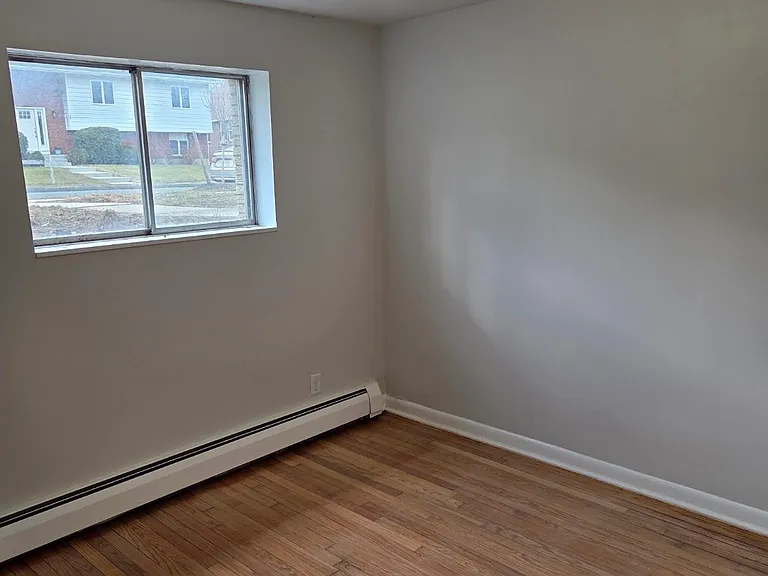 187 S Allen St #3-7 — Photo 12