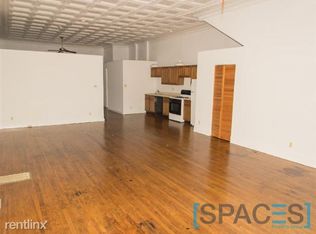 1234 W Grace St, Chicago, IL 60613