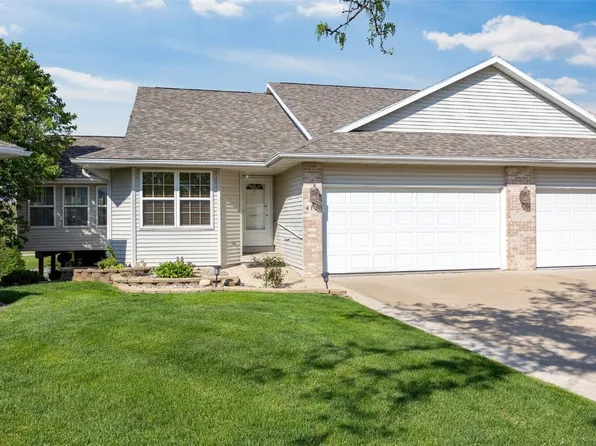 4120 Water Point Ct SW, Cedar Rapids, IA 52404