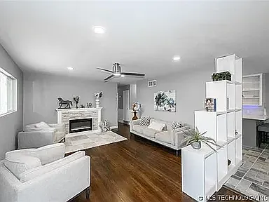 6547 E 26th Ct — Photo 4