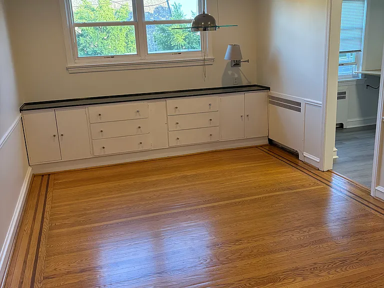246 Stoneway Ln — Photo 3