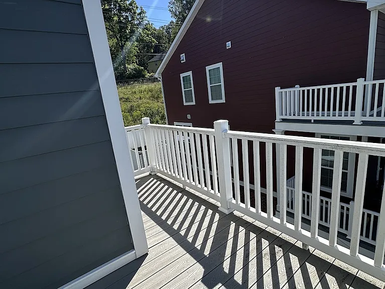 2436 Winthrop Dr — Photo 40