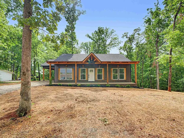 222 Tanyard Cir, Adamsville, TN 38310