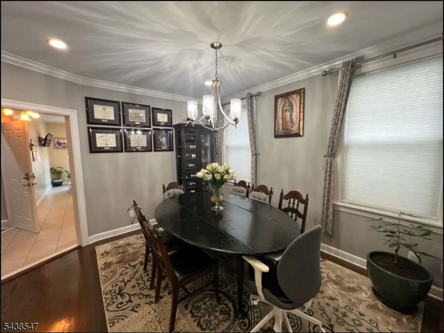 3 bed, $2,500 — Photo 4