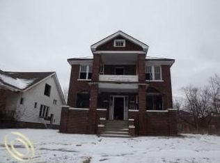9834 Chenlot St, Detroit, MI 48204
