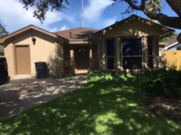 4503 Rattan Ave, Bay City, TX 77414