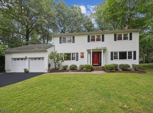 59 Susan Dr, Chatham, NJ 07928