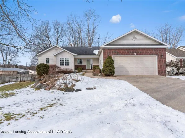15334 Boichot Rd, Lansing, MI 48906