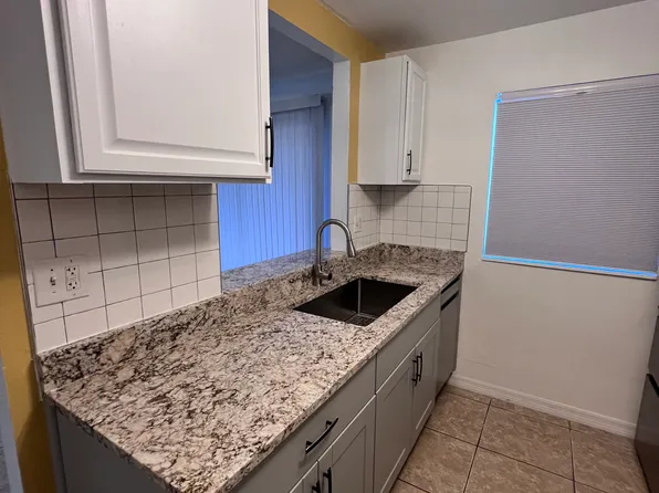 12640 Kenwood Ln APT C, Fort Myers, FL 33907