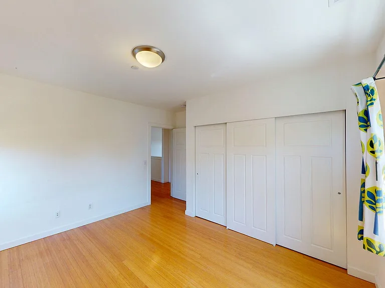 1147 Francisco St — Photo 15