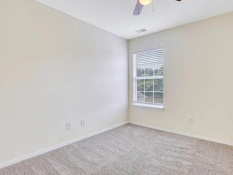 51 Fairgreen St — Photo 24
