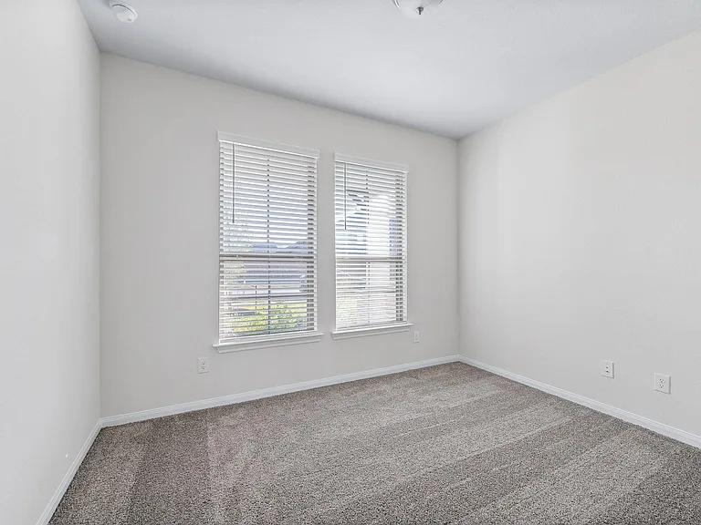 804 Sarasota Shore Dr — Photo 27