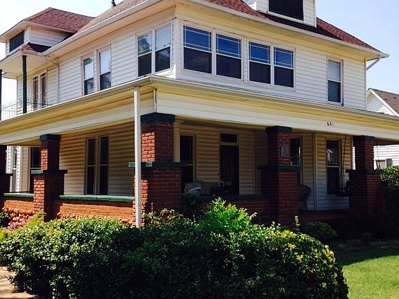 5th image of 621 Steele Ave
