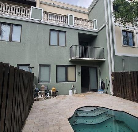 3rd image of 544 NE 17th Ave #544