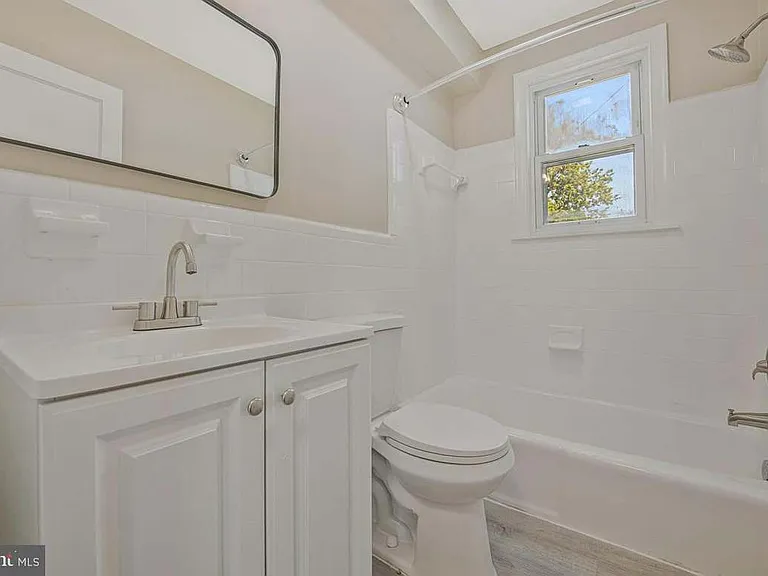 9035 48th Pl — Photo 10