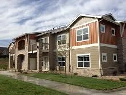 5233 Boardwalk Dr #C201 Photo 1