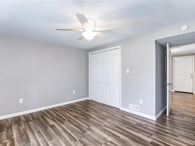 412 N Aurora St — Photo 35