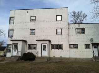 602 E 2nd St, Webster, SD 57274