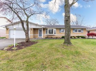 39362 Aynesley St, Clinton Township, MI 48038