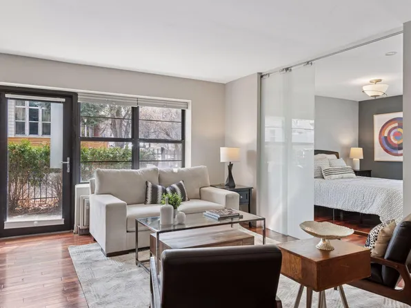 2201 3rd Ave S APT 102, Minneapolis, MN 55404