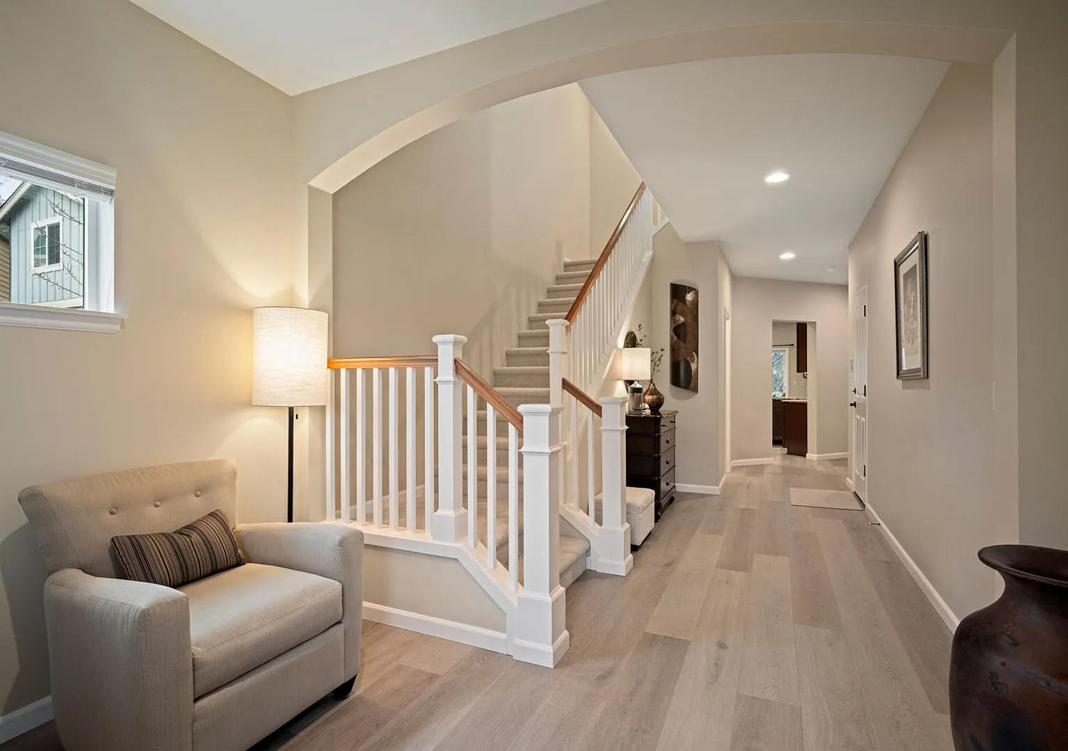 Spacious 5BD Home with Bonus Room and Chefs Kitchen In Duvall! — Photo 2
