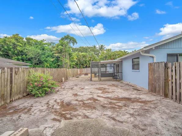 9240 HONEYWELL Road, Lake Worth, FL 33467