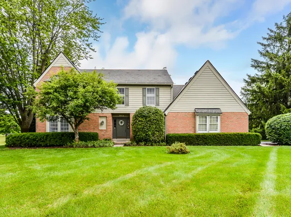 2912 Robal Ct, Saline, MI 48176