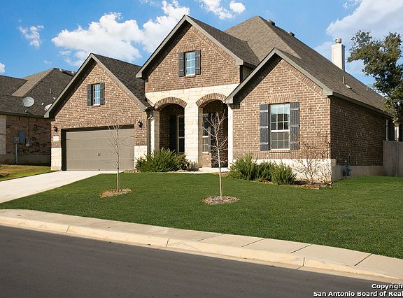 3rd image of 428 Whistlers Way