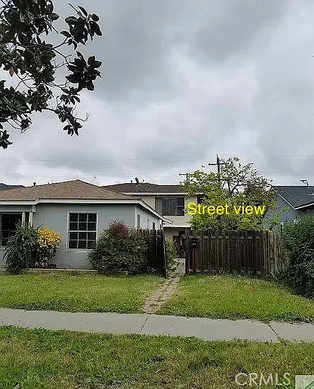 4880 Pacific Ave — Photo 1