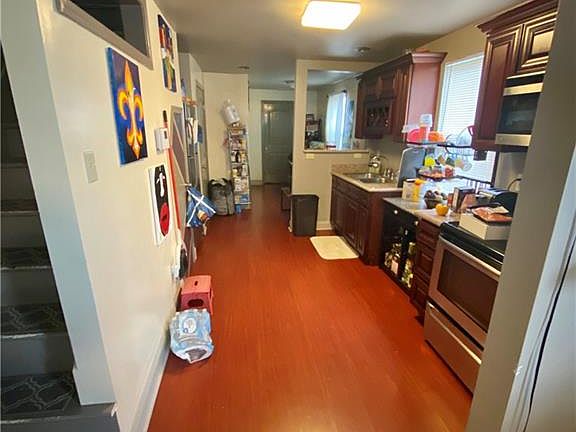 5th image of 2067-69 Selma St