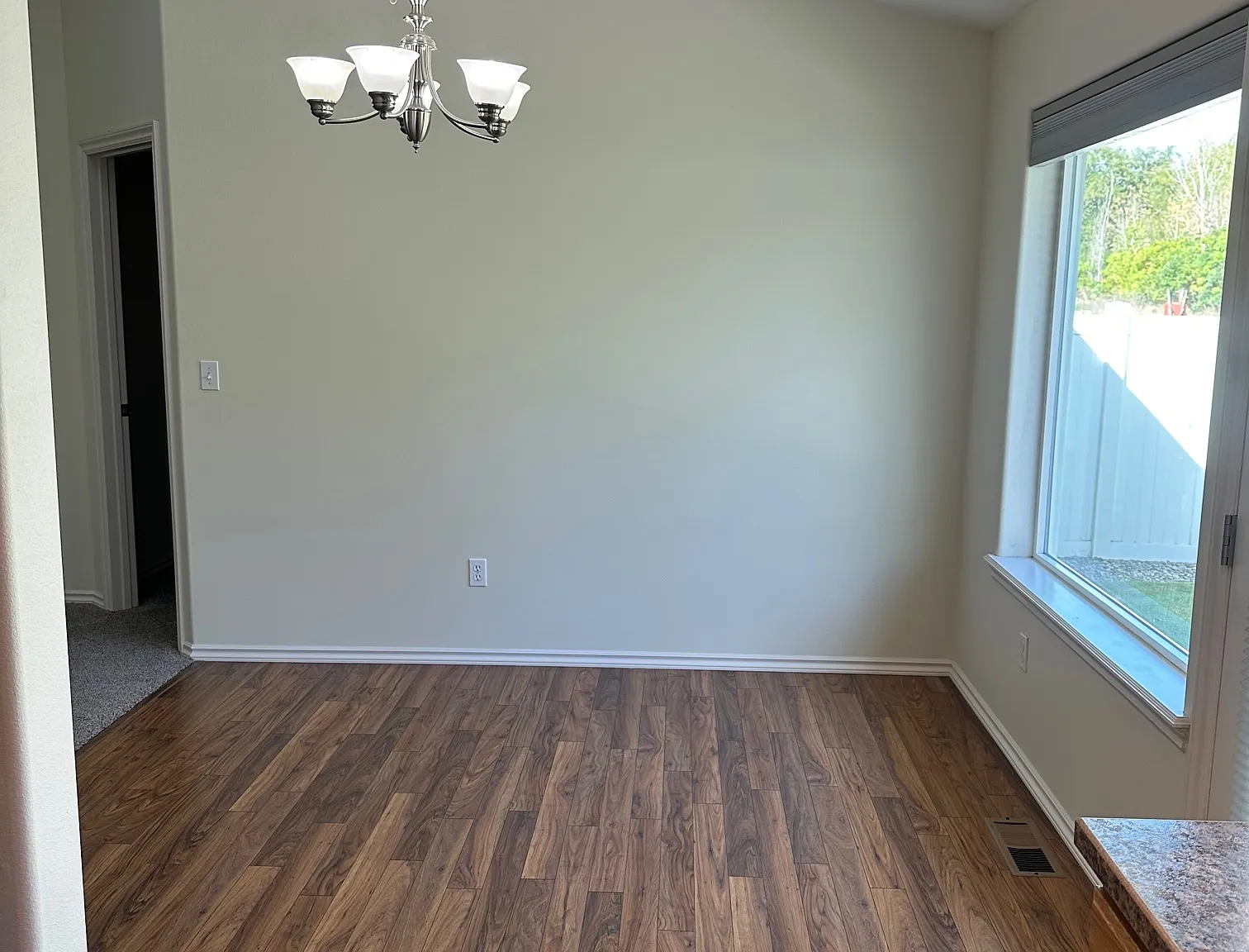 2 bed, $1,895 — Photo 4