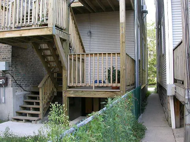 1314 W Addison St #1F — Photo 15